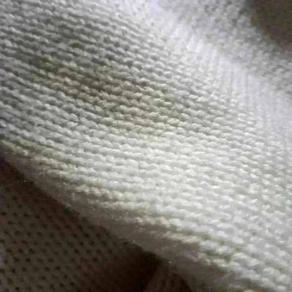 Carolyn Taylor Cream Knit Sweater sz PM - Picture 7 of 7